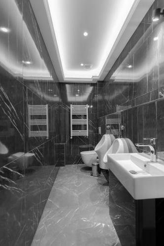 2h Horizon Hotel