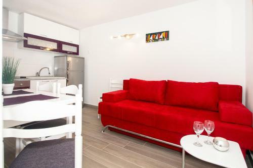 Beachfront Apartments Zanic