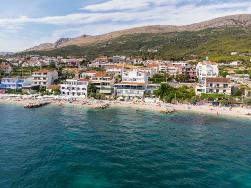 Beachfront Apartments Zanic