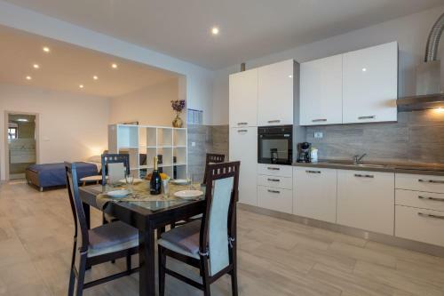 Apartments Marsic
