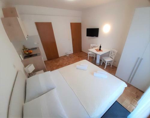 Apartamento Pension Alba