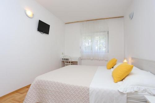 Apartments By The Sea Podstrana, Split - 17229
