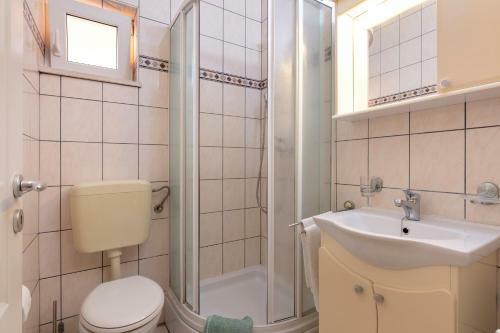 Hostal Apartments Antonio - Podstrana, Split