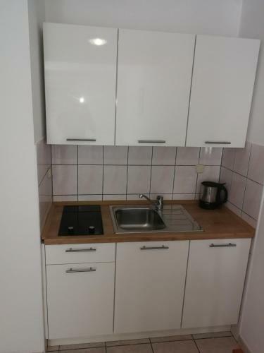 Hostal Apartments Antonio - Podstrana, Split