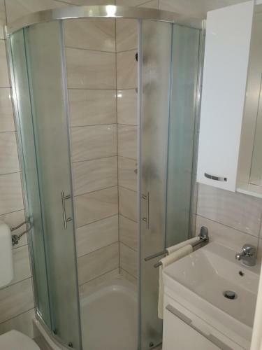 Hostal Apartments Antonio - Podstrana, Split