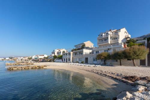 Hostal Apartments Antonio - Podstrana, Split