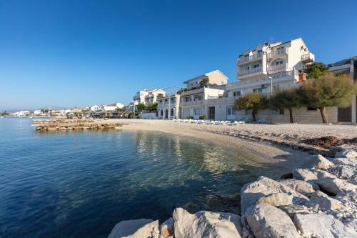 Hostal Apartments Antonio - Podstrana, Split