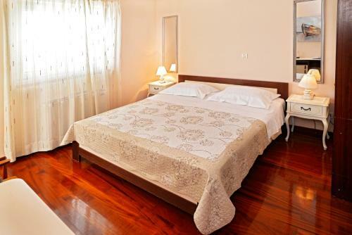 Villa 4us With Pool, Near Split And Sea