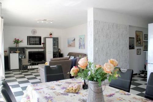 Holiday Apartments With Sea View