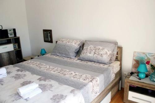 Holiday Apartments With Sea View