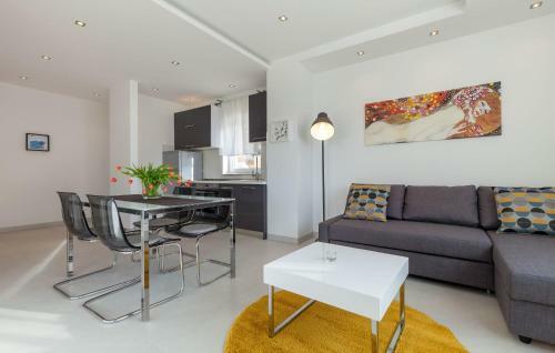 Villa Azalea Apartments A2
