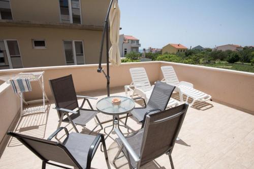 Apartments By The Sea Podstrana, Split - 18232