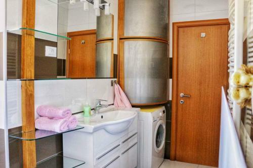 Apartment Podstrana/split Riviera 38027