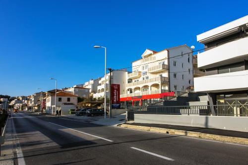 Apartments Toni 2000
