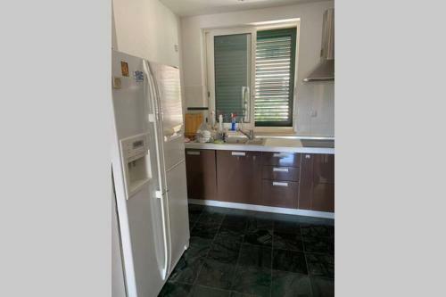 Apartamento Great Home Close To The Beach, With 4 Bedrooms