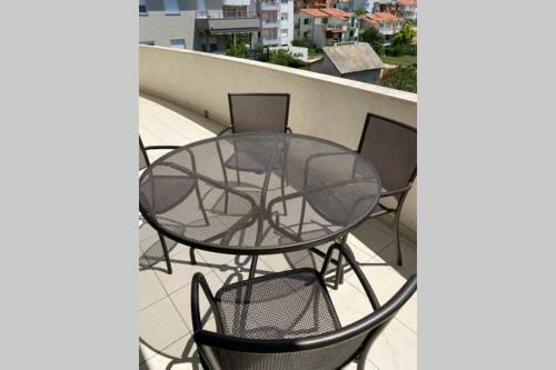 Apartamento Great Home Close To The Beach, With 4 Bedrooms