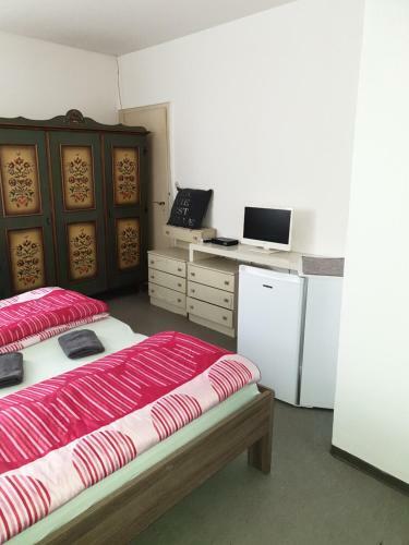 Hostal Pension Engel