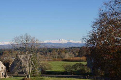 Bed & Breakfast Chateau De Savennes - Caveau De Sabrage