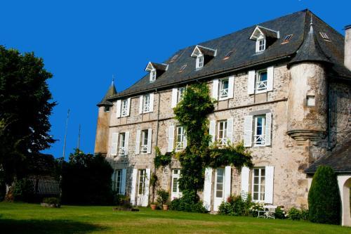Bed & Breakfast Chateau De Savennes - Caveau De Sabrage
