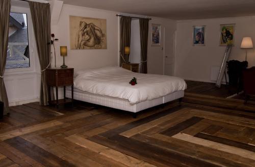 Bed & Breakfast Chateau De Savennes - Caveau De Sabrage