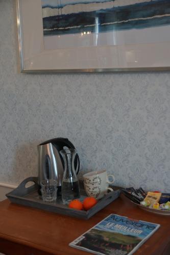 Bed & Breakfast Chateau De Savennes - Caveau De Sabrage