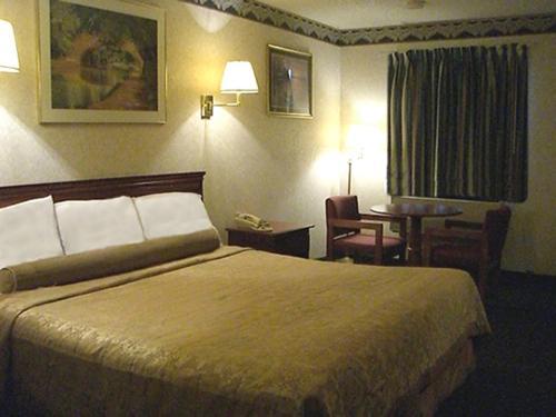 Motel Red Carpet Inn Williamstown