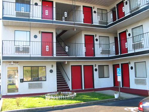 Motel Red Carpet Inn Williamstown