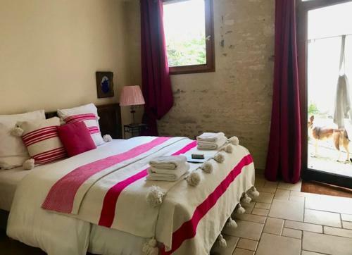 Hostal C�t�-serein - Les Chambres Du Clos-malo