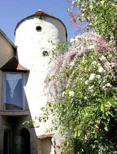 Hostal C�t�-serein - Les Chambres Du Clos-malo