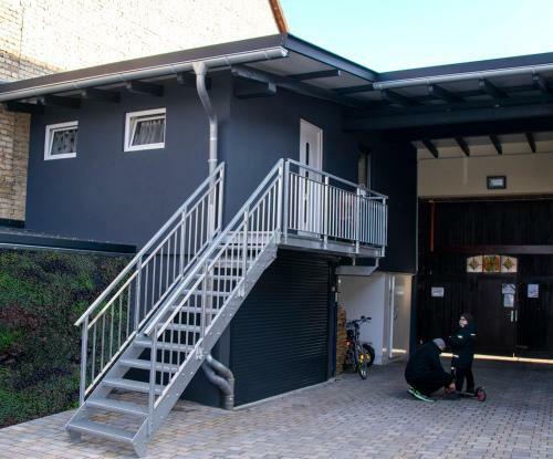 Hostal Haus Rheinsheimer Scheuer