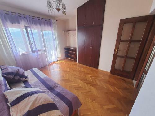 Apartment Beautiful View + Free Parking