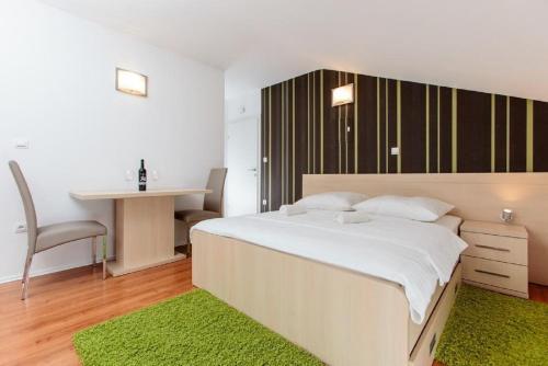 Apartments Ante - Mountain View And Sea View