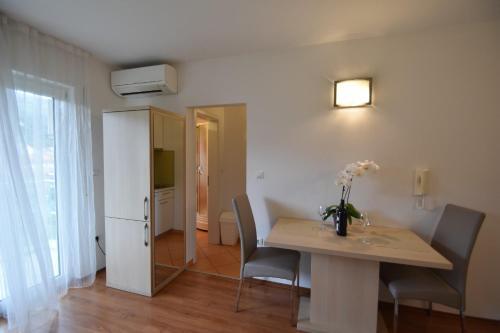 Apartments Ante - Mountain View And Sea View