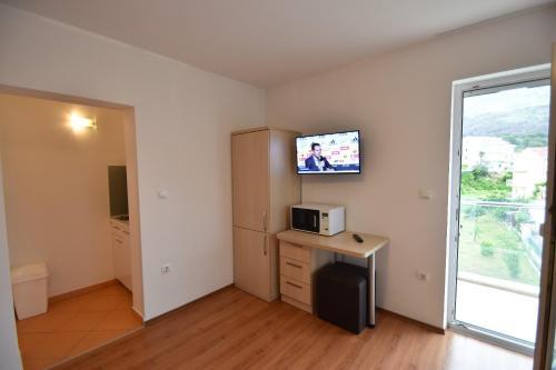 Apartments Ante - Mountain View And Sea View