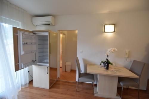 Apartments Ante - Mountain View And Sea View