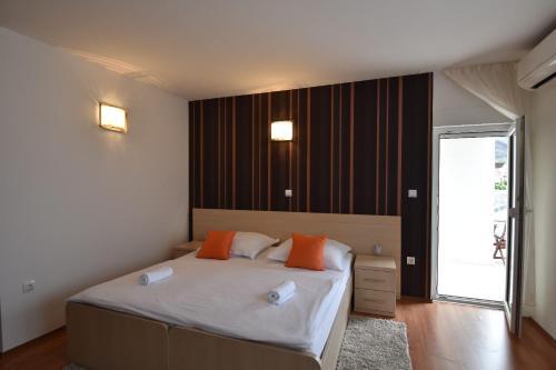 Apartments Ante - Mountain View And Sea View