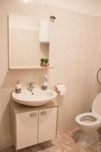 Apartment Charm