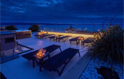 Nice Apartment In Podstrana With Outdoor Swimming Pool