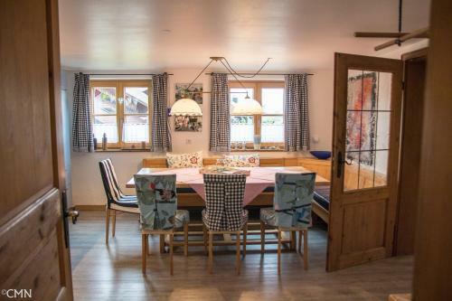 Apartamento Ferienwohnung Heuser