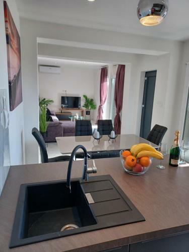 Luxury Apartment Cvita