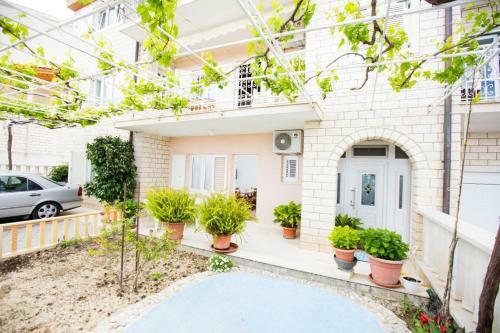 Apartmani Sara