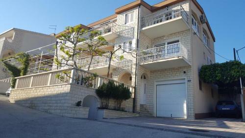 Apartmani Sara