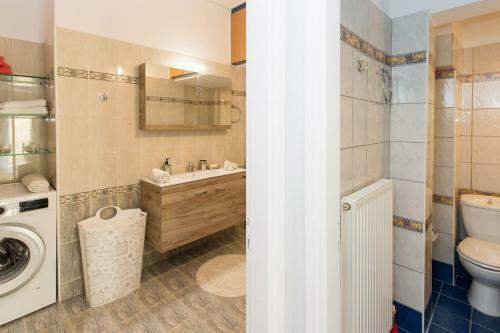 Apartamento Thano's Stylish Flat Just 150m To The Beach