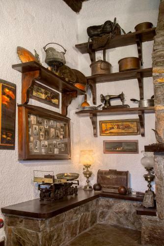 Eleni Country Cottage 2