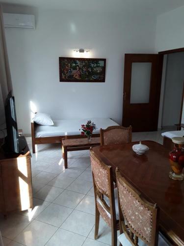 Apartamento Filoti Square House