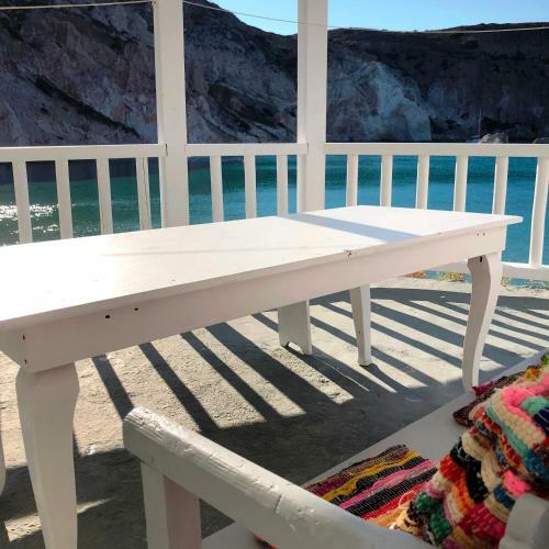 Vrachos House By The Sea