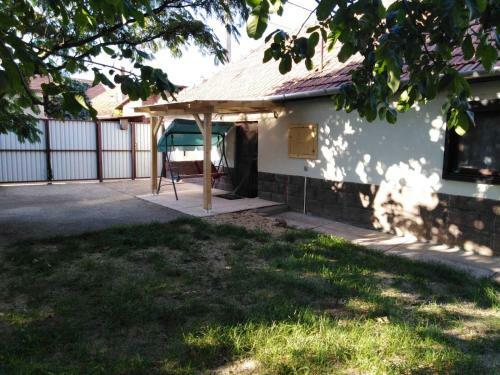 Pipacs Vend�gh�z