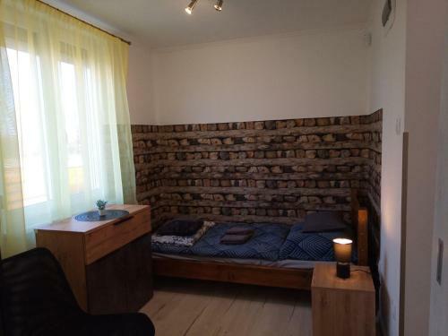 K�nyvesi-1 Vend�gh�z