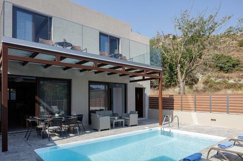 Fotinou Villa, A Secret Retreat!