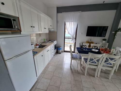 Lucas Lux Flogita Apartment